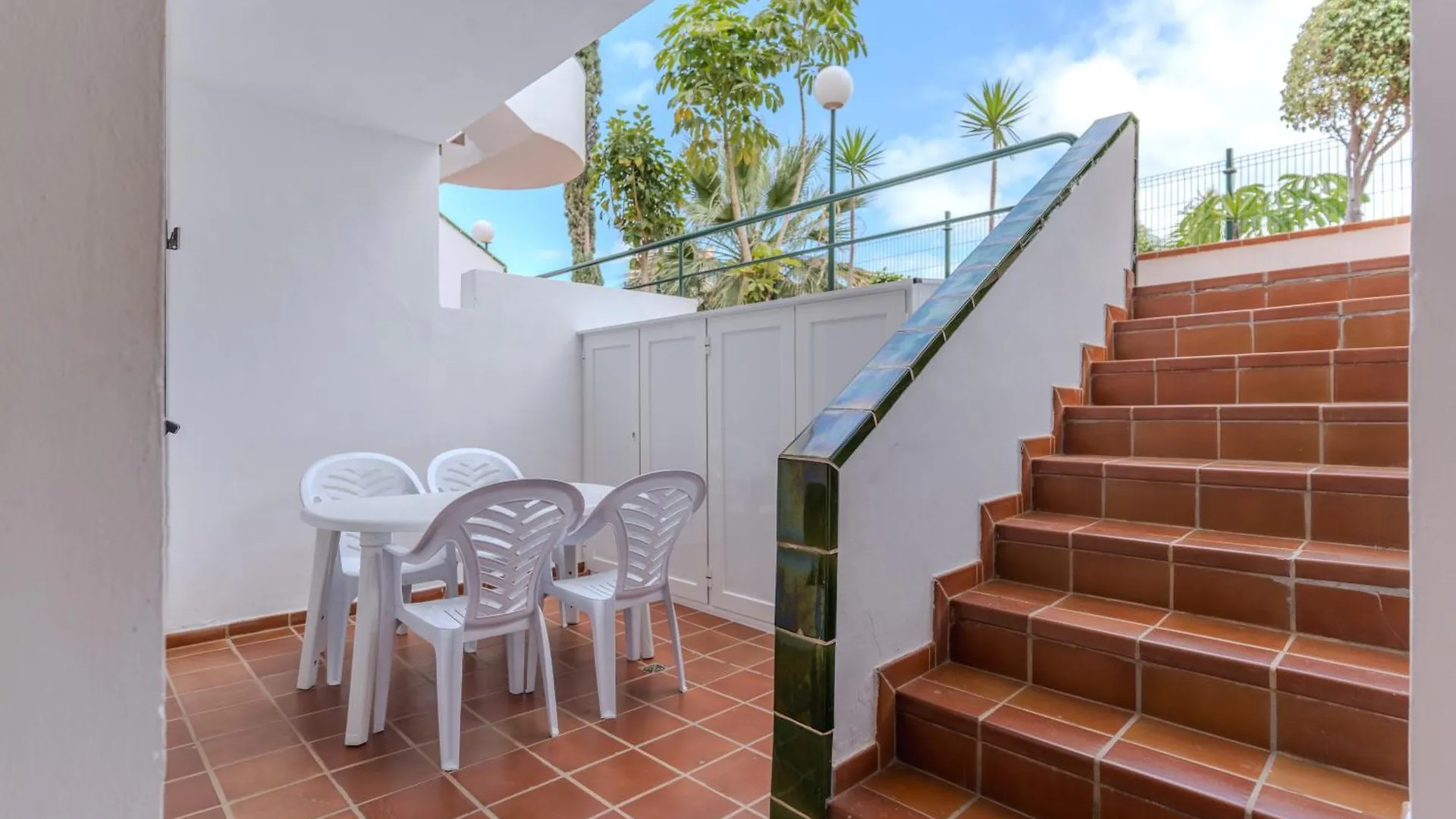 Apartmán Victoria Court 2 Pool Los Cristianos  0*, Los Cristianos (Tenerife) Španělsko